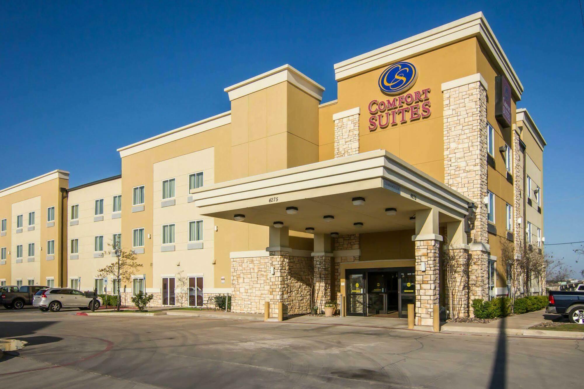 Comfort Suites West Dallas - Cockrell Hill Exterior photo